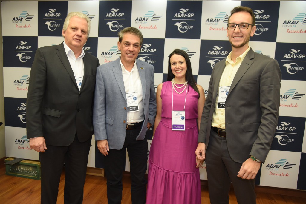 Abav-SP | Aviesp terá 27 empresas em comitês de aéreas, hotelaria, locadoras e tecnologia 52071263058-7c8a6b0842-k