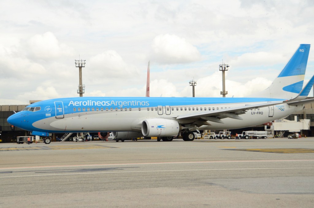 Greve da Aerolíneas Argentinas vai além de reajuste salarial: companhia cancela assentos gratuitos da Classe Executiva para pilotos e famílias Greve da Aerolíneas Argentinas vai além de reajuste salarial: companhia cancela assentos gratuitos da Classe Executiva para pilotos e famílias