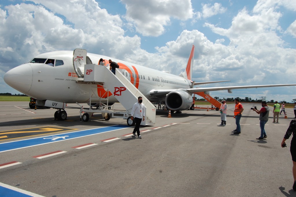 Aeronave chegou no horário marcado duas horas depois de decolar de Congonhas