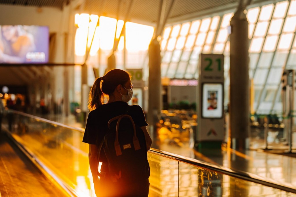 ACI anuncia os melhores aeroportos do mundo para a experiência do passageiro Ao longo dos anos o BH Airport teve lâmpadas e refletores comuns substituídos pelos de LED, tanto nos terminais, quanto nas áreas de pátio e pistas (Foto: divulgação/BH Airport)