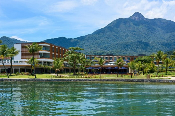 Grupo Fasano e American Express ampliam parceria com novos hotéis 1 Fasano Angra dos Reis possui 60 apartamentos com vista para o mar e campo Foto DivulgaçãoFasano Angra dos Reis e1674233202984 Grupo Fasano e American Express ampliam parceria com novos hotéis