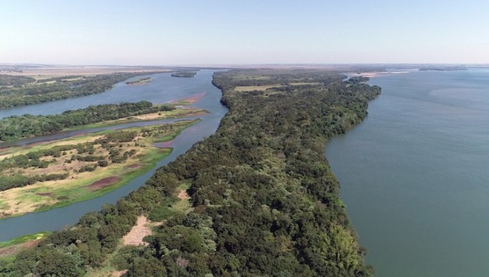 Caminho dos Veadeiros passa integrar a RedeTrilhas 1 Portaria publicada no Diário Oficial da União reconhece o percurso, que conecta vários destinos do estado de Goiás e proporciona diversas cachoeiras em meio ao Cerrado (RedeTrilhas/Divulgação)
