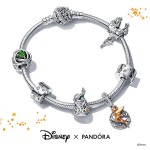 Mais charms e pulseira da Pandora