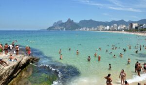Praia de Ipanema é eleita a melhor da América do Sul no Travellers’ Choice 2024; veja Top 10