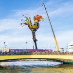 Galo da Madrugada na Ponte Duarte Coelho