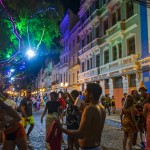 As ruas do Recife, no circuito carnavalesco, estavam cheias de policiamento para garantir o conforto e segurança dos foliões