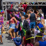 O Presidente Lula foi representado e aclamado pelo povo no desfile do Galo da Madrugada