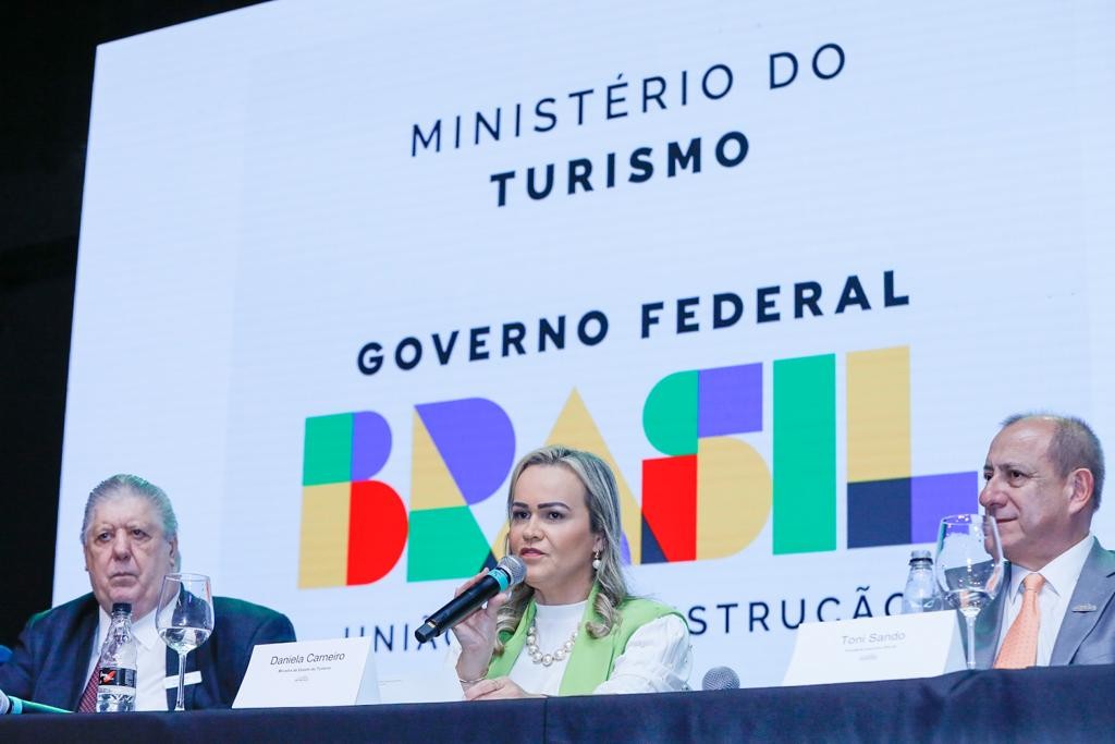 MP do IRRF entra na pauta da Câmara dos Deputados entre hoje ou amanhã, diz ministra Daniela Carneiro, ministra do Turismo Eric Ribeiro