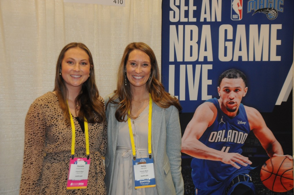 Florida Huddle: volume de brasileiros em jogos do Orlando Magic já supera pré-pandemia 1 Danielle Pechous e Haley Meier, do Orlando Magic