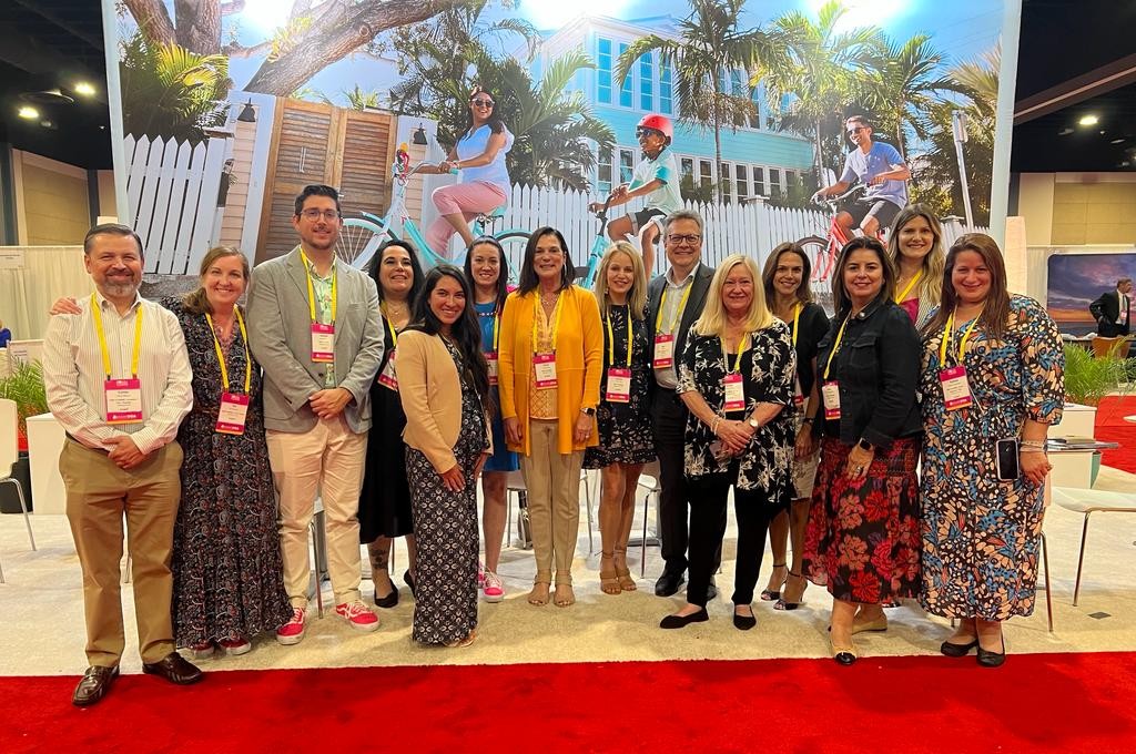 Visit Florida volta a pressionar governo Joe Biden por demora na emissão de vistos 2 Equipe do Visit Florida no Florida Huddle 2023