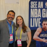 Jorge Souza, da Orinter, com Danielle Pechous, do Orlando Magic