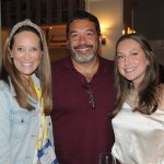 Jorge Souza, da Orinter, com Haley Meier e Danielle Pechous, do Orlando Magic