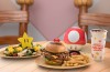 Universal revela comidas e produtos da área temática de Super Nintendo World; fotos