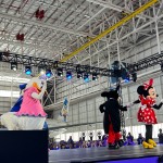 Show dos personagens da Disney no evento da Azul