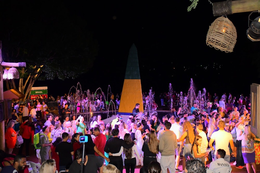 Parques e Atrações 4 marco tres fronteiras carnaval Parques e Atrações