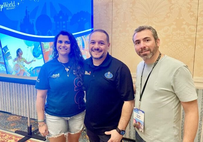 “Agente tá On”: Disney realiza treinamento para os agentes premiados da Azul Viagens “Agente tá On”: Disney realiza treinamento para os agentes premiados da Azul Viagens