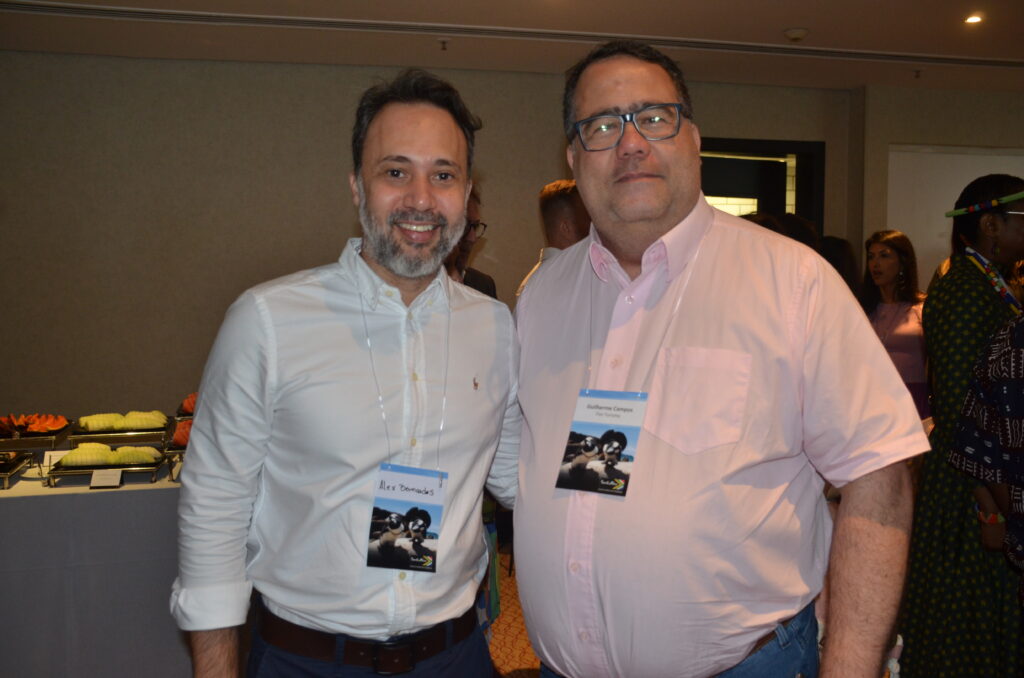 Alex Bernardes, de Ras Al Khaimah e Guilherme Campos, da Flot Turismo