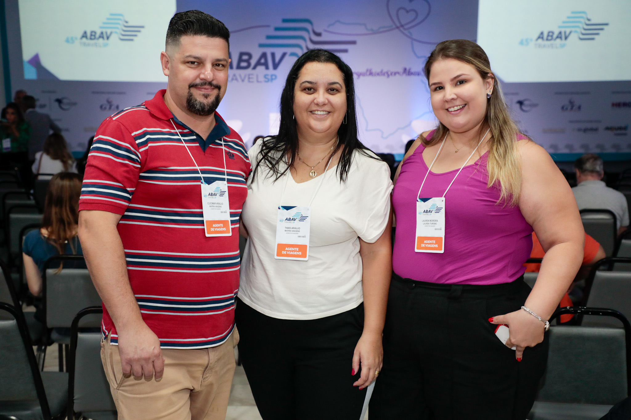 Cleomar Araújo, e Thais Araújo, da Matrix Vaigens, e Lauren Moreira, da Lauren Turismo Cleomar Araújo, e Thais Araújo, da Matrix Vaigens, e Lauren Moreira, da Lauren Turismo
