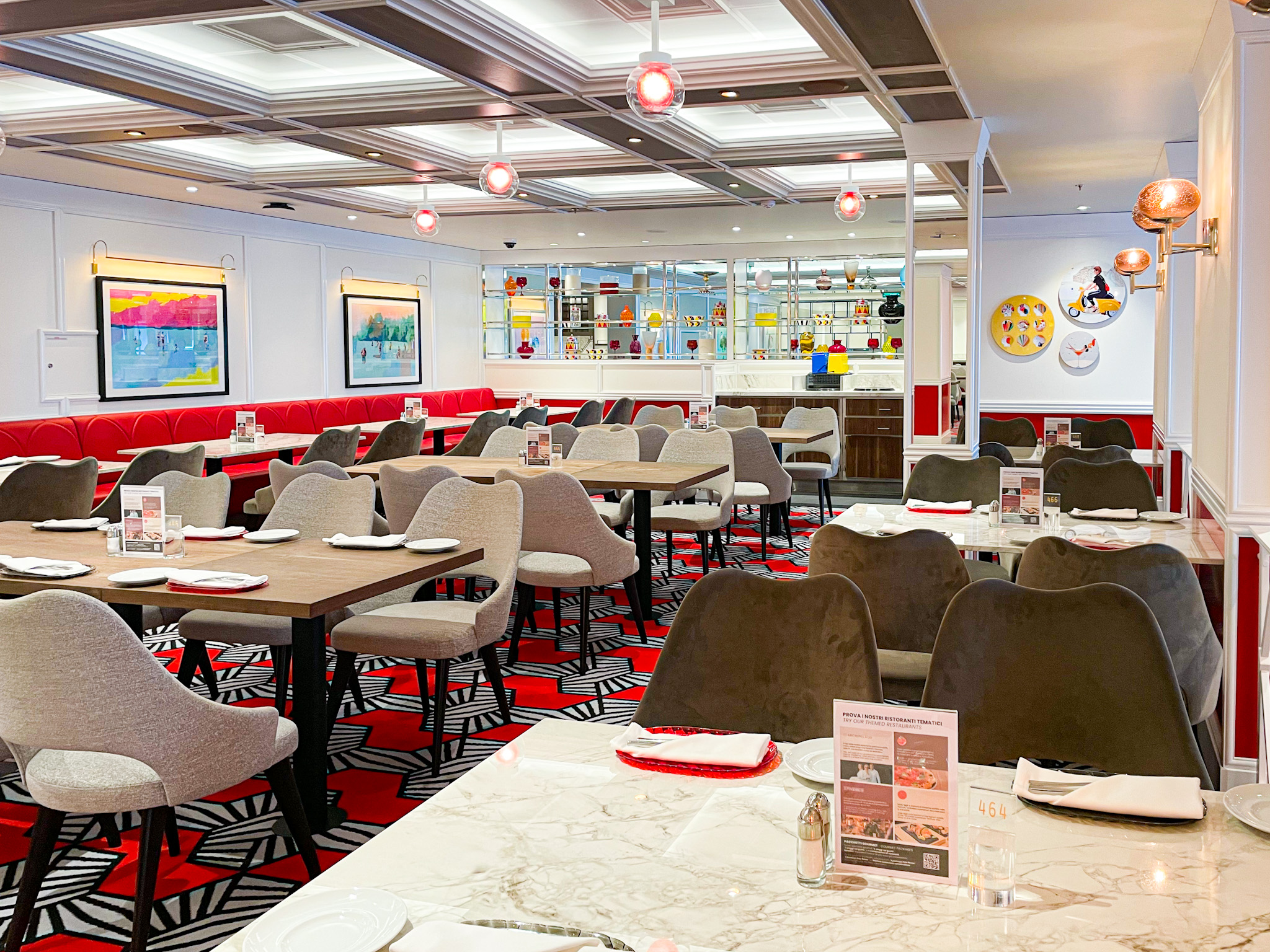 O Costa Toscana oferece uma grande variedade de restaurantes seja buffet ou de especialidade O Costa Toscana oferece uma grande variedade de restaurantes seja buffet ou de especialidade