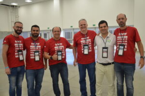 Equipe da Schultz e Vital Card durante a Convenção