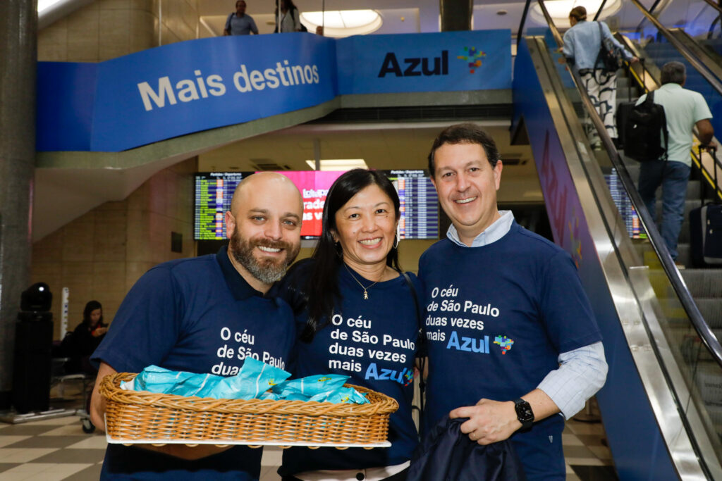 Daniel Tkacz, Cristina Yoshida e Daniel Bicudo, da Azul Viagens