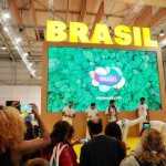 Estande do Brasil e suas atrações culturais