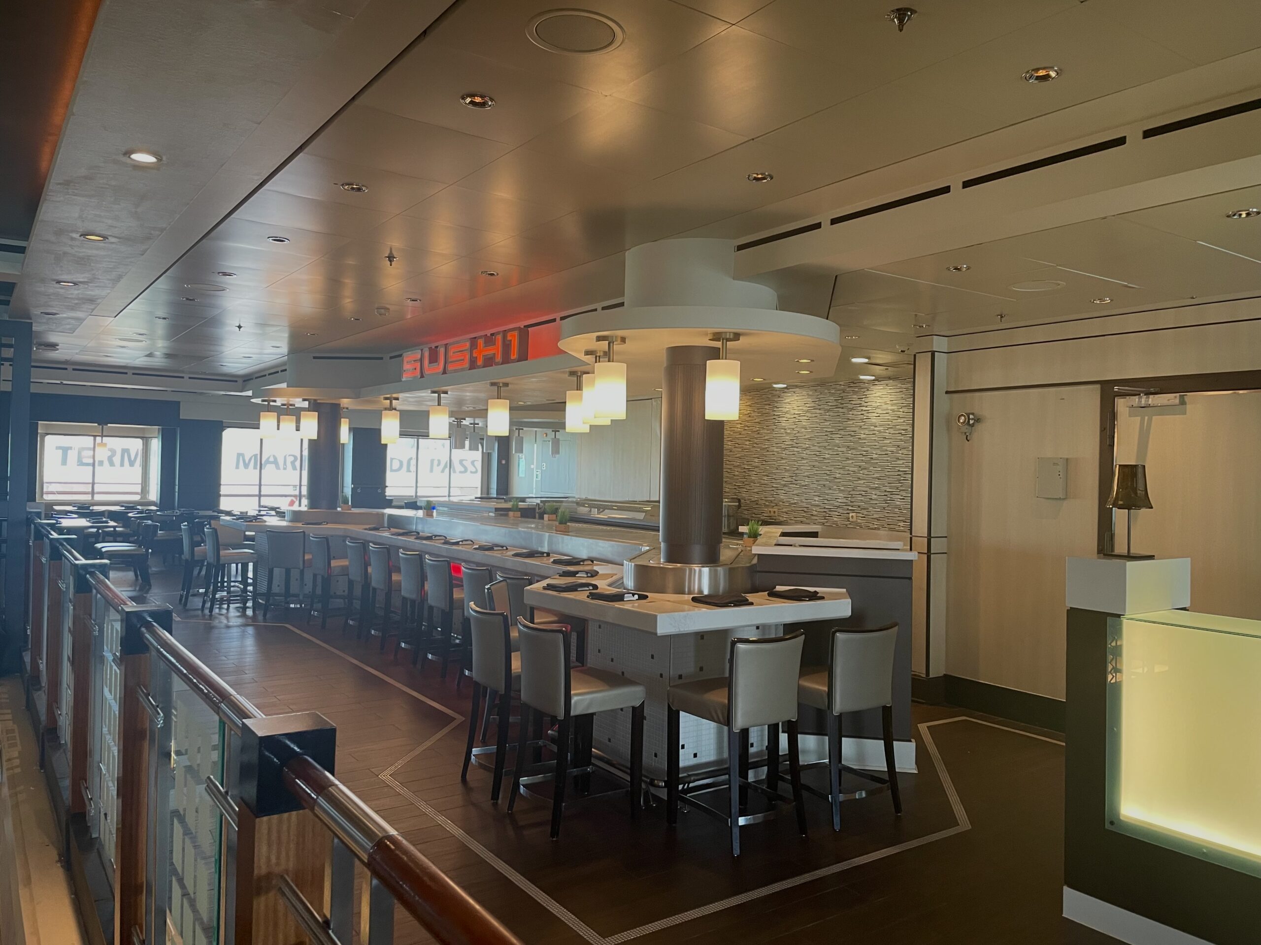 O restaurante de especialidade oriental é aberto a todos os hóspedes O restaurante de especialidade oriental é aberto a todos os hóspedes