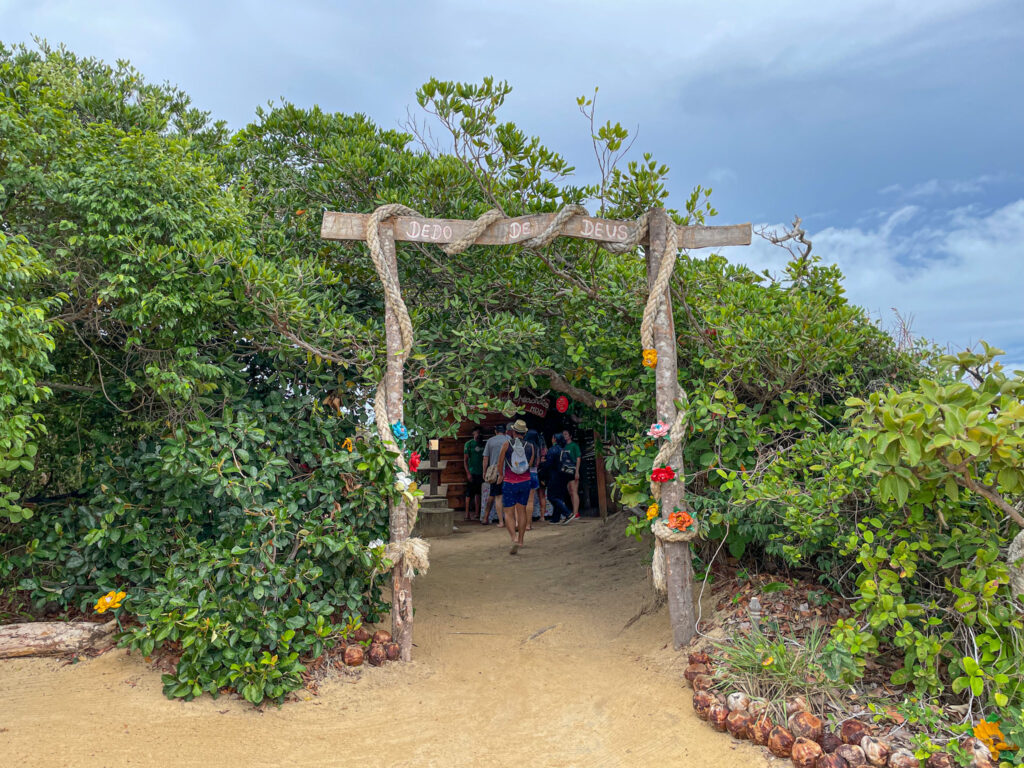 Entrada para o mirante Dedo de Deus