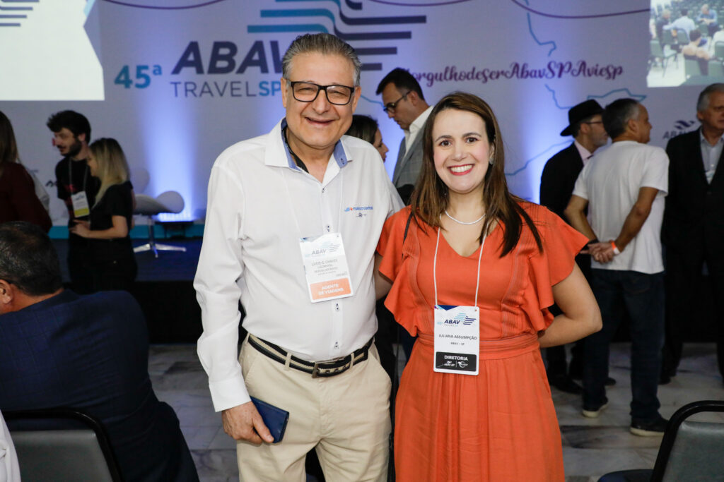 Lúcio Chaves, da Vem Viajar, e Juliana Assumpção, da Abav-SP:Aviesp