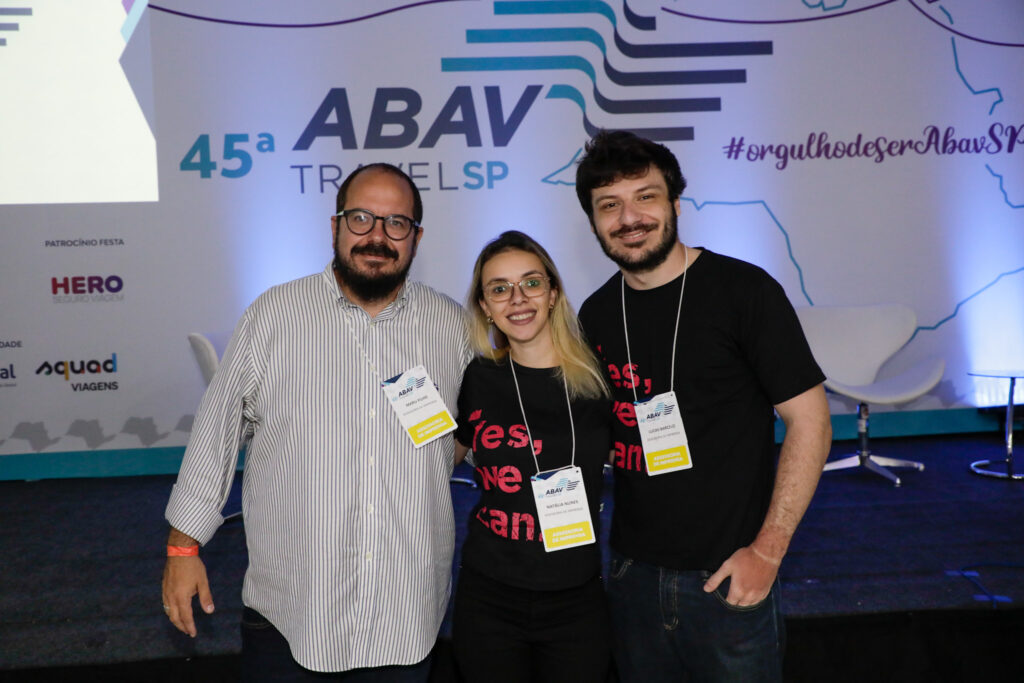 Maru Filho, Natália Nunes, e Lucas Barcelo, da Business Factory