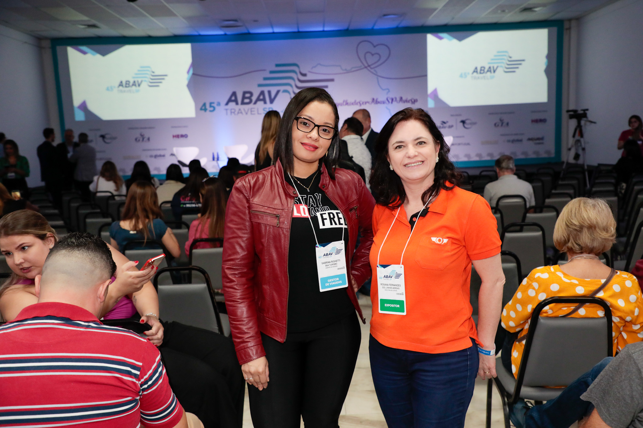 Sabrina Righetti, da S&A Turismo, e Rosana Fernandes, da Gol Linhas Aéreas Sabrina Righetti, da S&A Turismo, e Rosana Fernandes, da Gol Linhas Aéreas