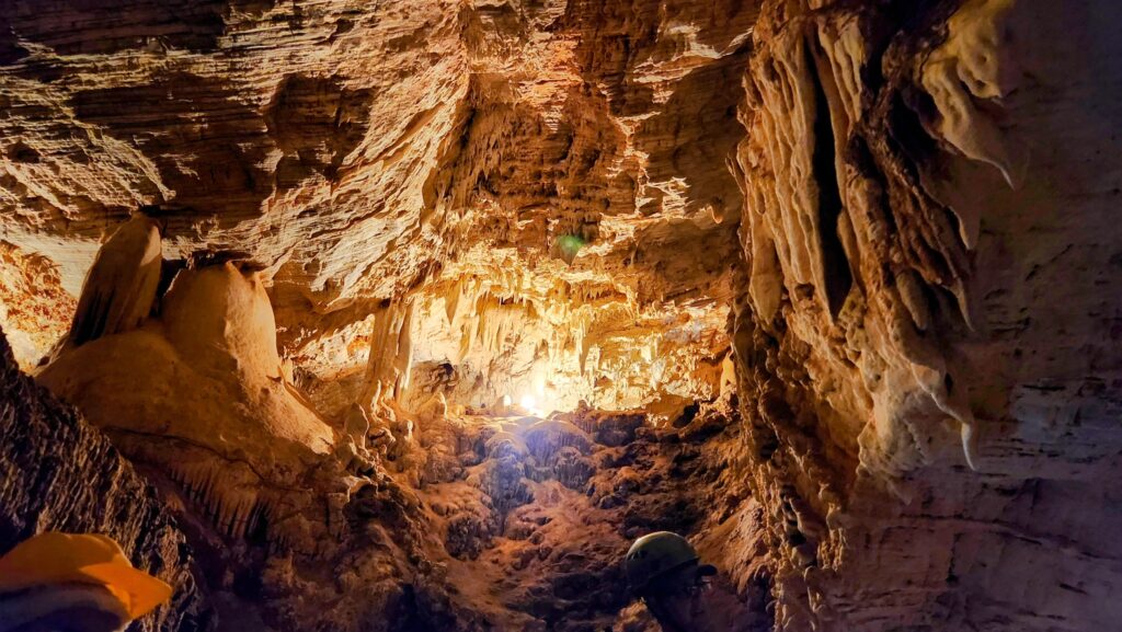 Salões na Gruta Catedral