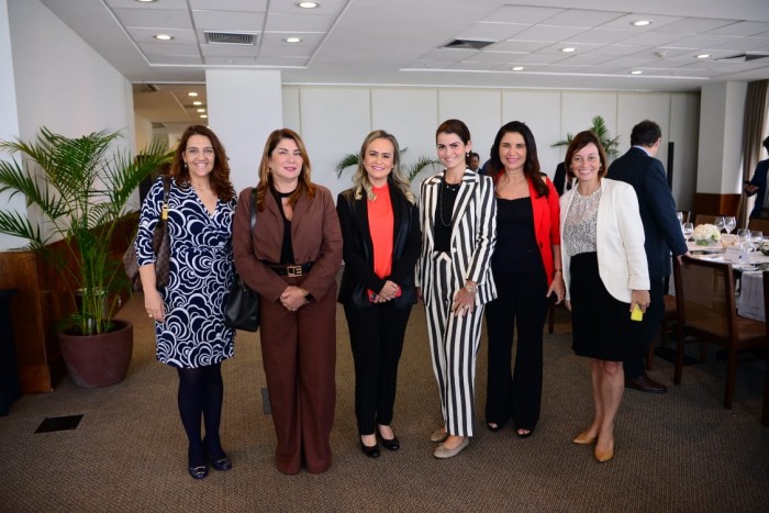 Executivas do trade turístico apontam caminhos para aumentar ainda mais o sucesso feminino Mulheres enxergam avanços mas buscam alternativas para melhoria na equidade no setor