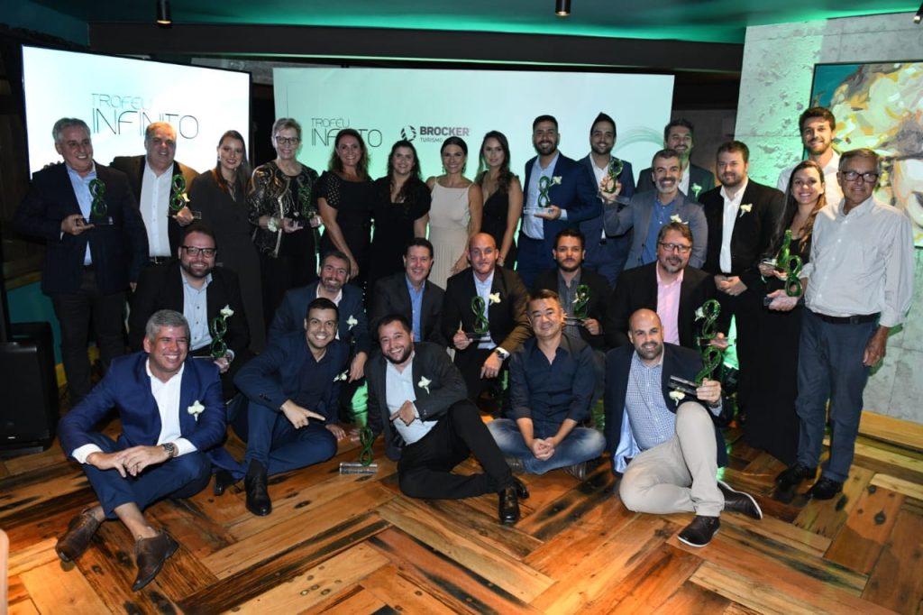 Troféu Infinito: Brocker premia as 10 operadoras que mais comercializaram Serra Gaúcha em 2022