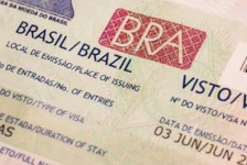 Consulado Geral dos EUA em Porto Alegre anuncia suspensão de emissões de vistos até 24 de maio