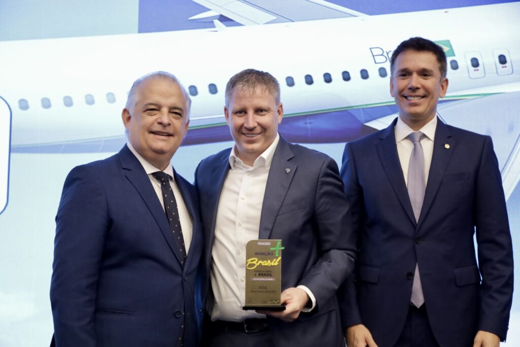 "Aviação + Brasil 2023" premia os melhores aeroportos e companhias aéreas do país "Aviação + Brasil 2023" premia os melhores aeroportos e companhias aéreas do país