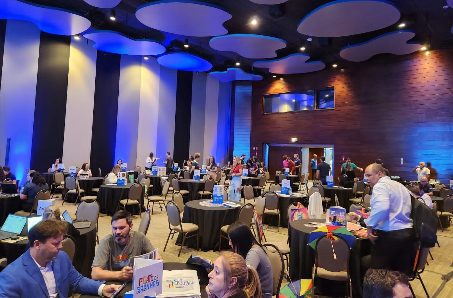 Azul Viagens leva "Agente tá On" para Brasília e recebe mais de 200 agentes Azul Viagens leva "Agente tá On" para Brasília e recebe mais de 200 agentes