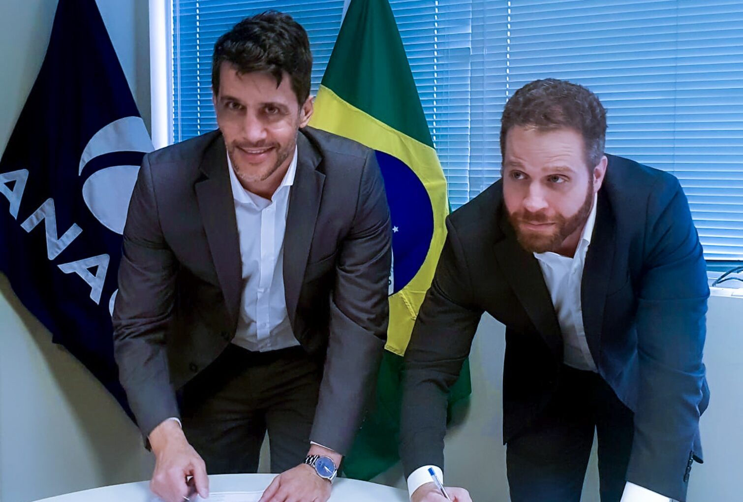 Anac e Vinci vão implementar pistas com energia sustentável em aeroportos do Amazonas Anac e Vinci vão implementar pistas com energia sustentável em aeroportos do Amazonas