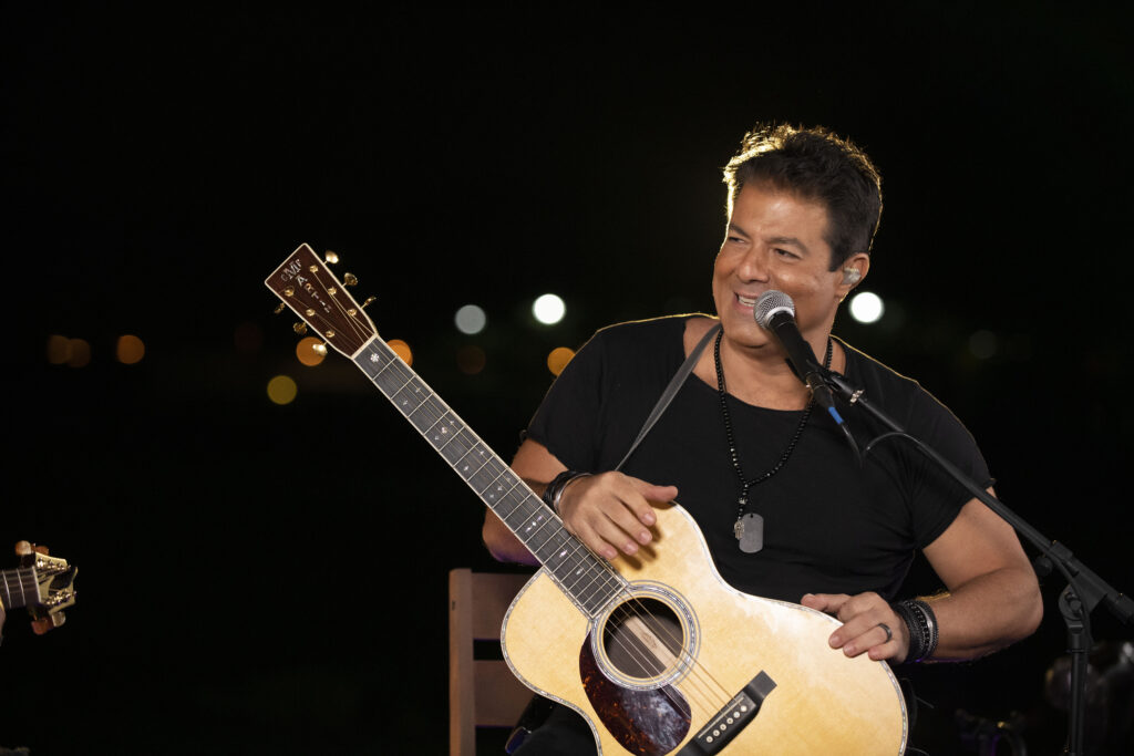 Sheraton WTC terá almoço de Dia das Mães com presença do artista Alex Cohen