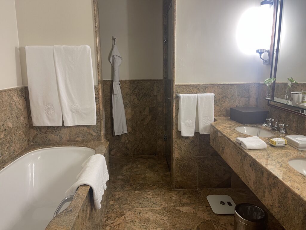 Banheiro da Suíte Luxo