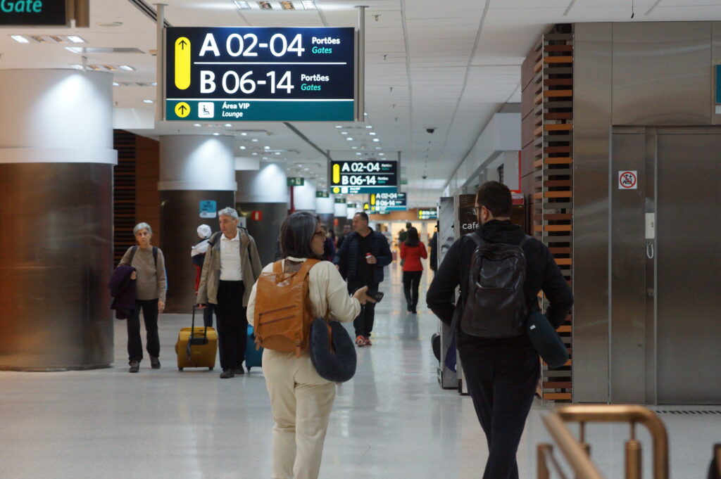Campinas viracopos divulgação aeroporto passageiro Guarulhos, Viracopos e Brasília têm suas tarifas aeroportuárias reajustadas