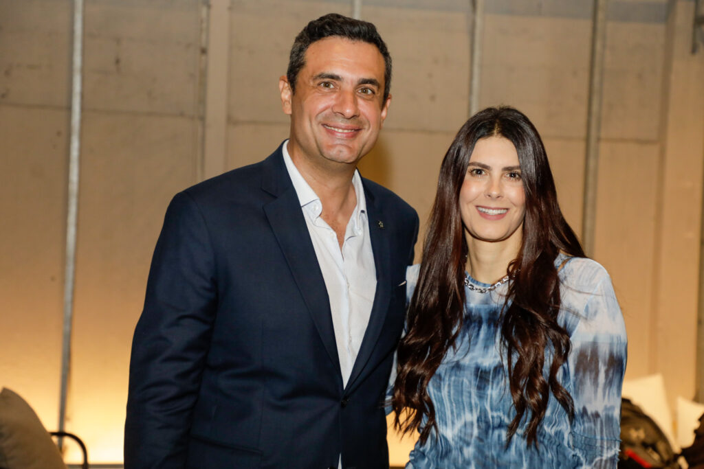 Carlos Antunes, da TAP, e Flávia Pirola, da Tyller Carlos Antunes, da TAP, e Flávia Pirola, da Tyller