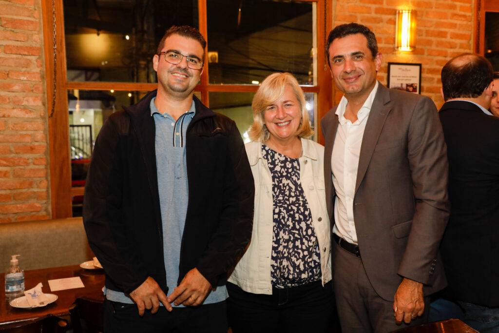 César Floreste, da ANA, Annette Taeuber, da Lufthansa, e Carlos Antunes, da TAP
