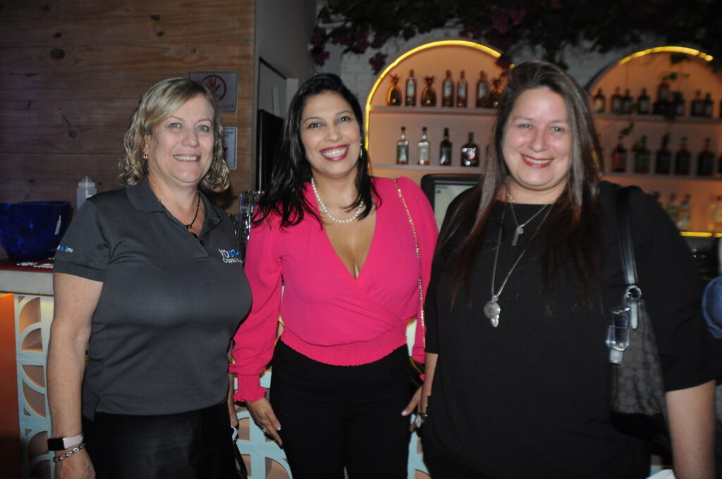 Cristiane Cortizo, da Copa Airlines, Maria Santos, da Flot, e Rafaela Brown, do Visit Florida Cristiane Cortizo, da Copa Airlines, Maria Santos, da Flot, e Rafaela Brown, do Visit Florida