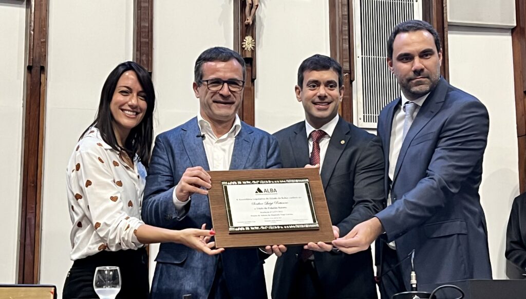 Luigi Rotunno, do La Torre, recebe título de cidadão baiano 1 DD5E343C CACD 4E15 BA1F 2BB142511984 Luigi Rotunno, do La Torre, recebe título de cidadão baiano