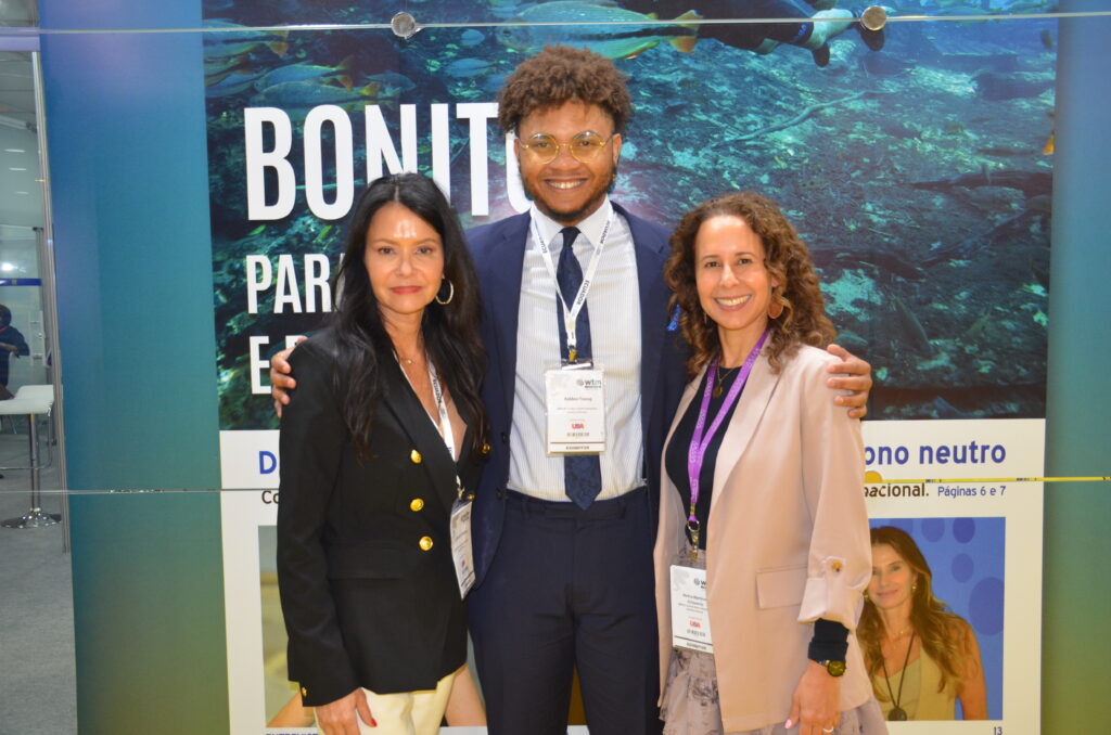 Carolyn Corrigan, Keldon Young e Melina Echeverria, do Greater Miami Convention & Visitors Bureau