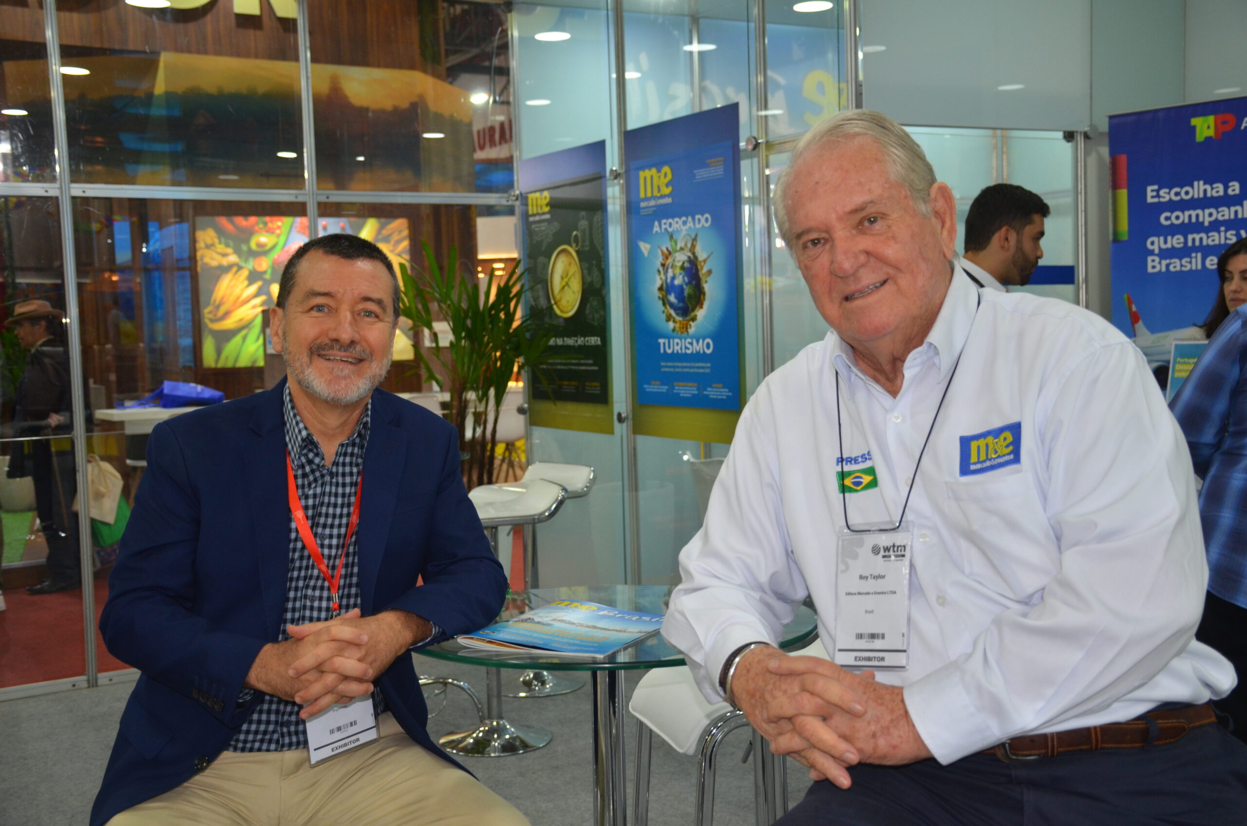 Ivan Blanco, da Aerolíneas Argentinas e Roy Taylor, do M&E Ivan Blanco, da Aerolíneas Argentinas e Roy Taylor, do M&E