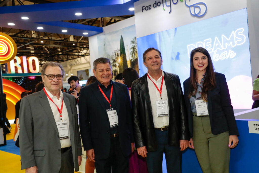 Daniel Guijarro, Guijarro Consultotia, Felipe Gonzalez, Visit Iguassu, Francisco Brasileiro, prefeito de Foz do Iguaçu, e Andressa Szekut, da Prefeitura Municipal de Foz do Iguaçu