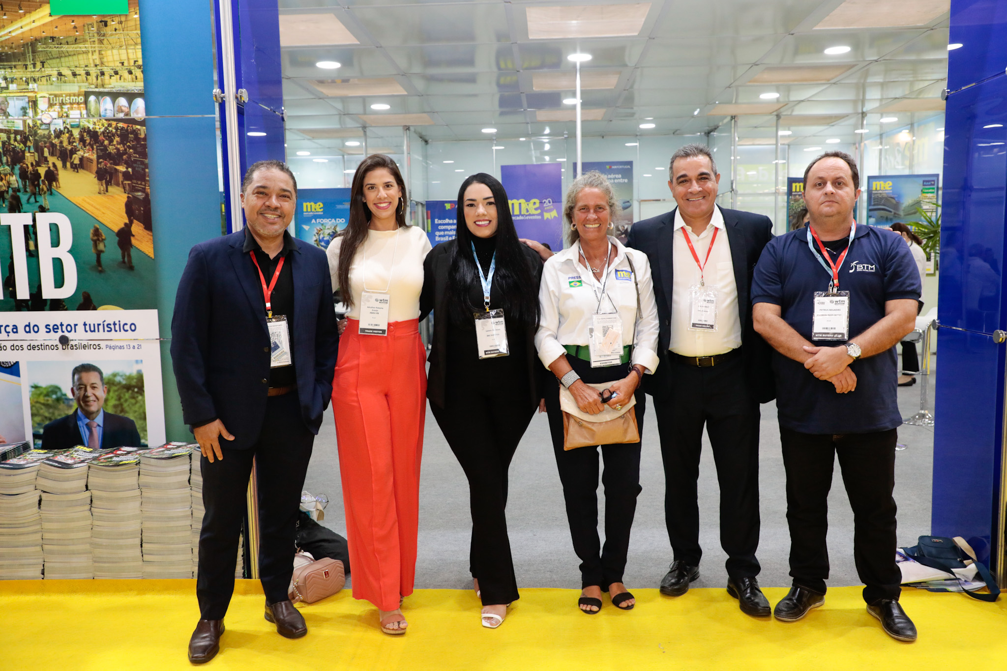 Equipe da BTM com Mari Masgrau, do M&E Equipe da BTM com Mari Masgrau, do M&E