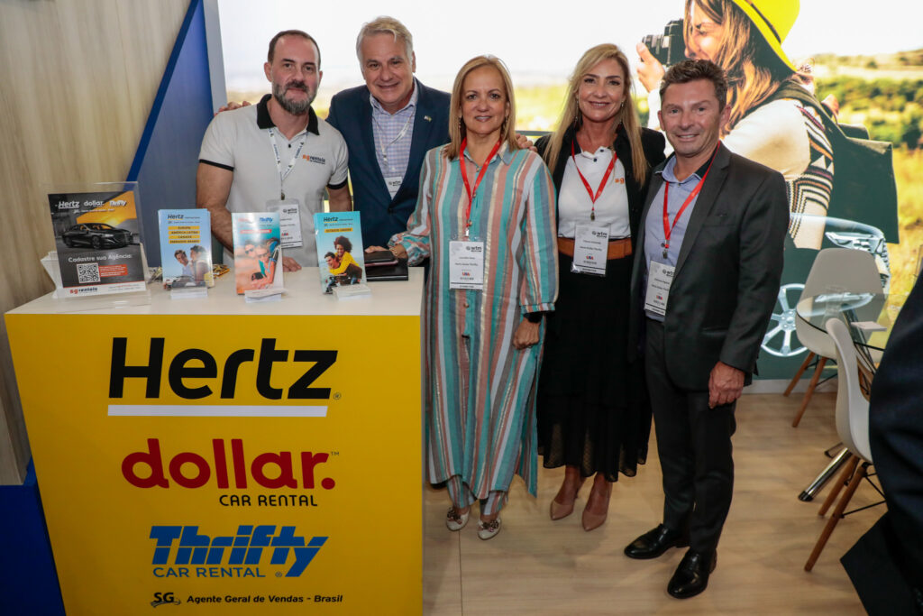 Equipe da Hertz Dollar e Thrifty